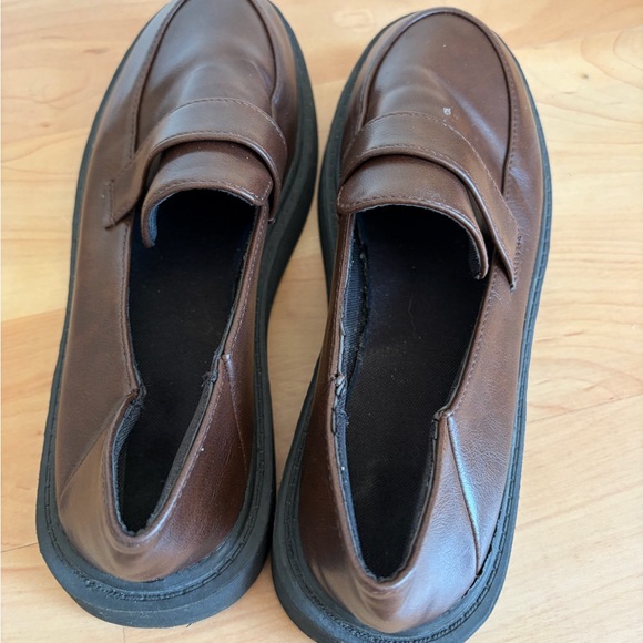 Women’s Brown Leather Slip-On Loafers - Picture 5 of 5